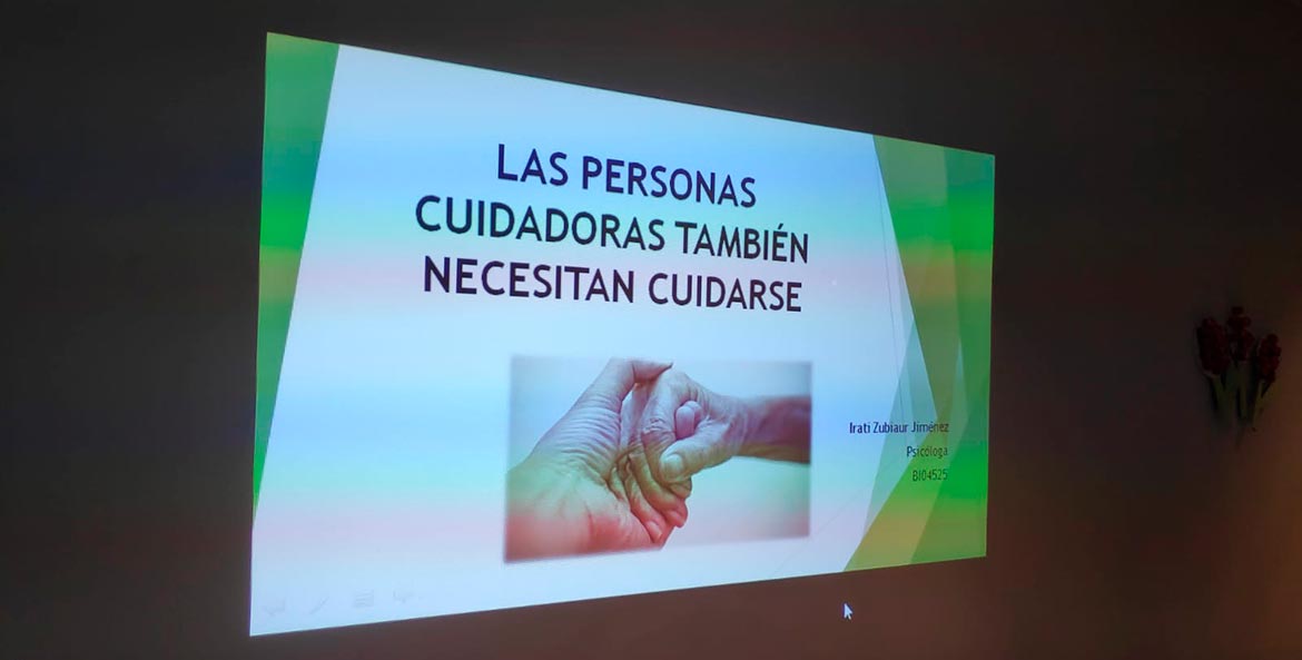 Programa de charlas para personas cuidadoras de personas dependientes